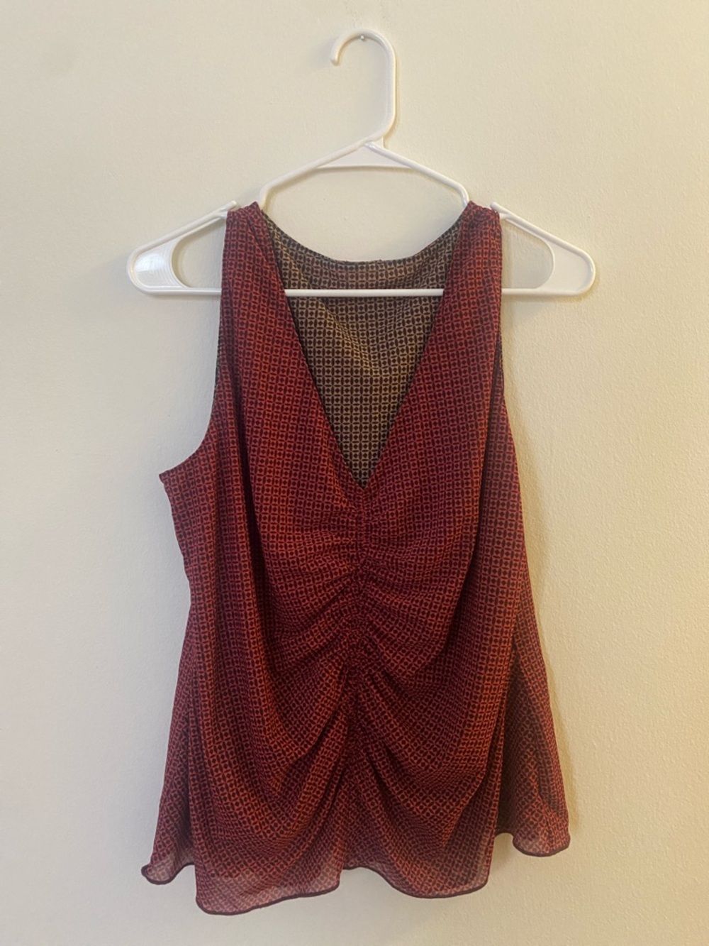 Y2K Reversible Sleeveless Ruched Blouse with Geometric Pattern